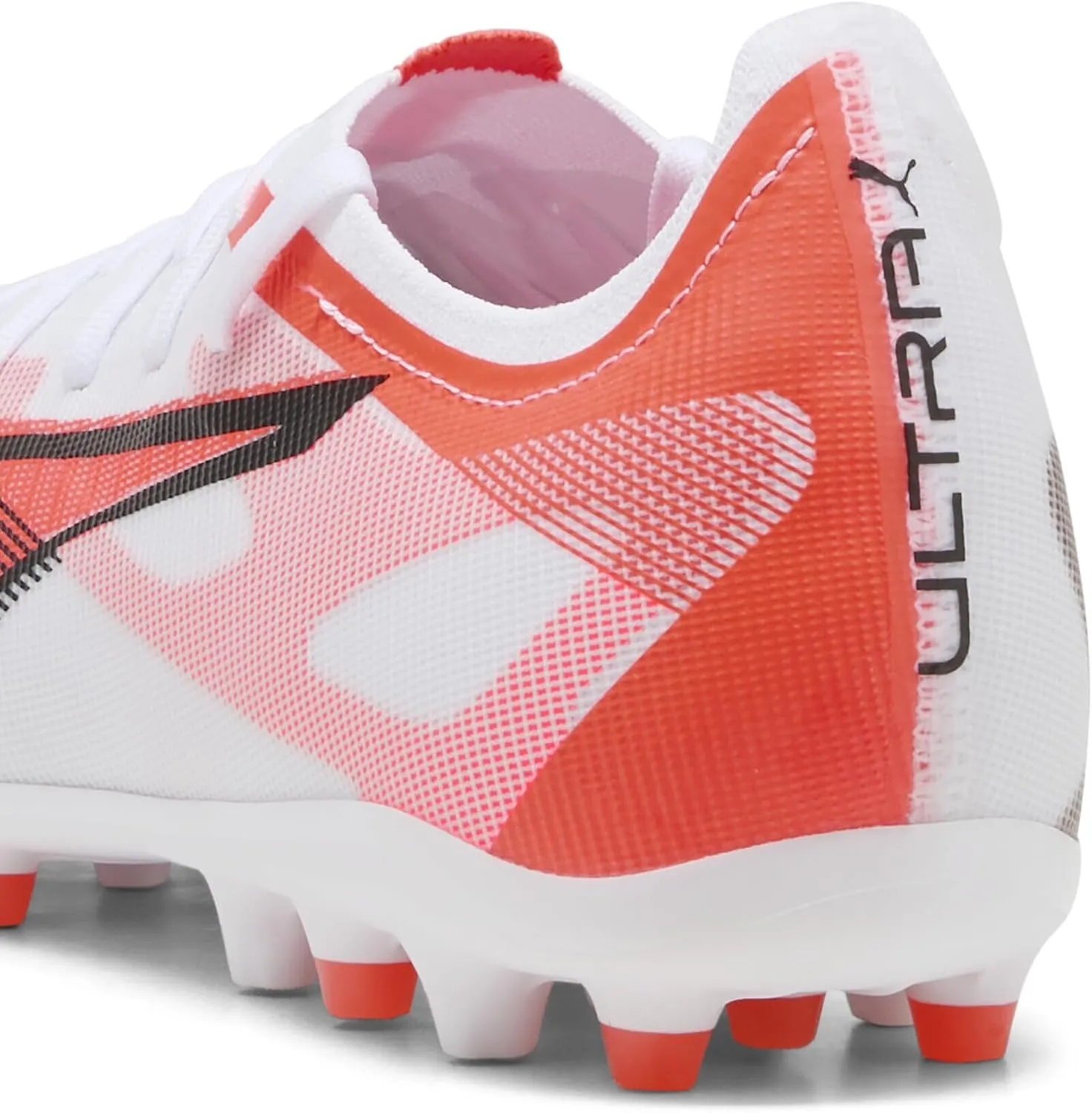 PUMA Unisex-Adult Football Soccer Shoe