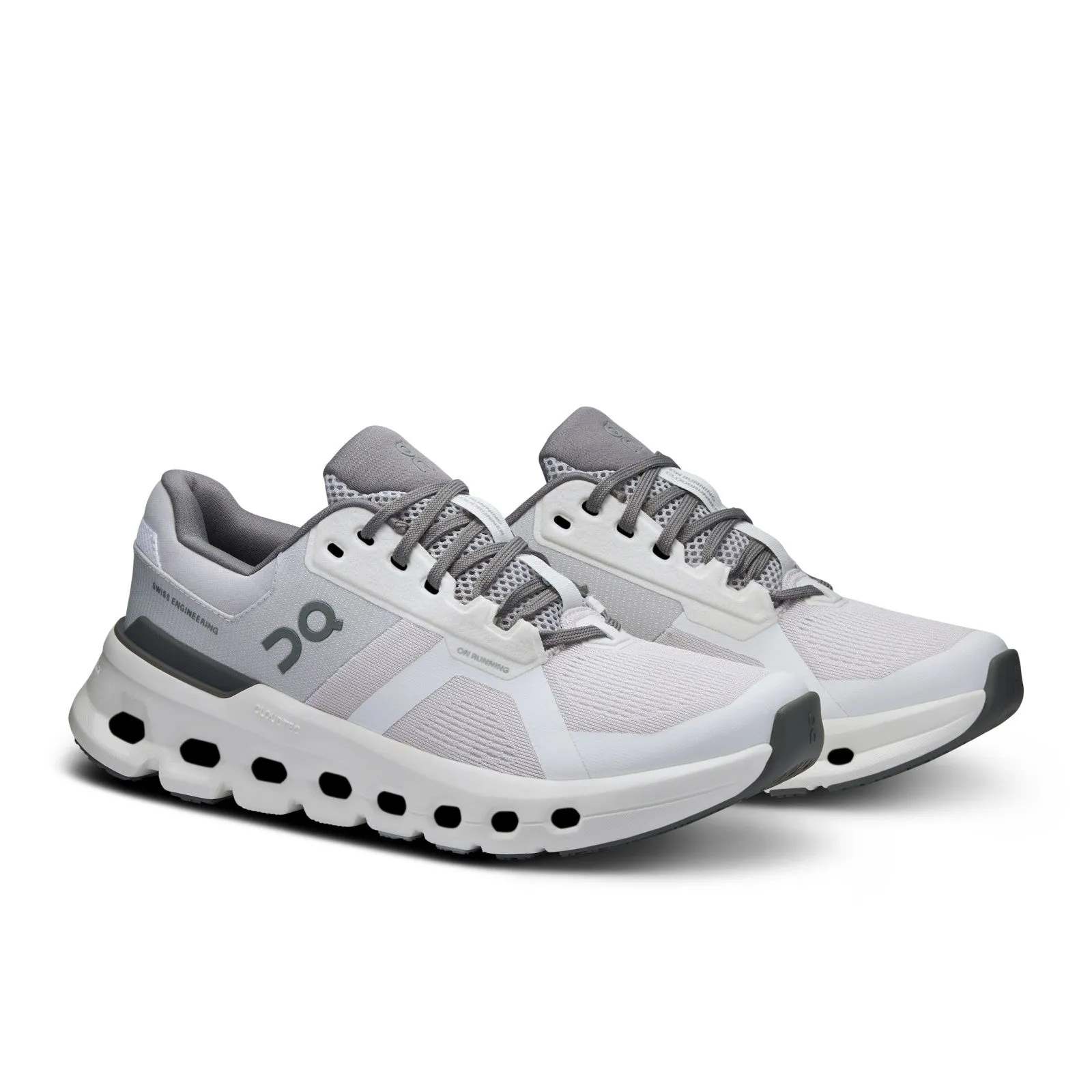 Shoes On Running Women's Cloudrunner 2