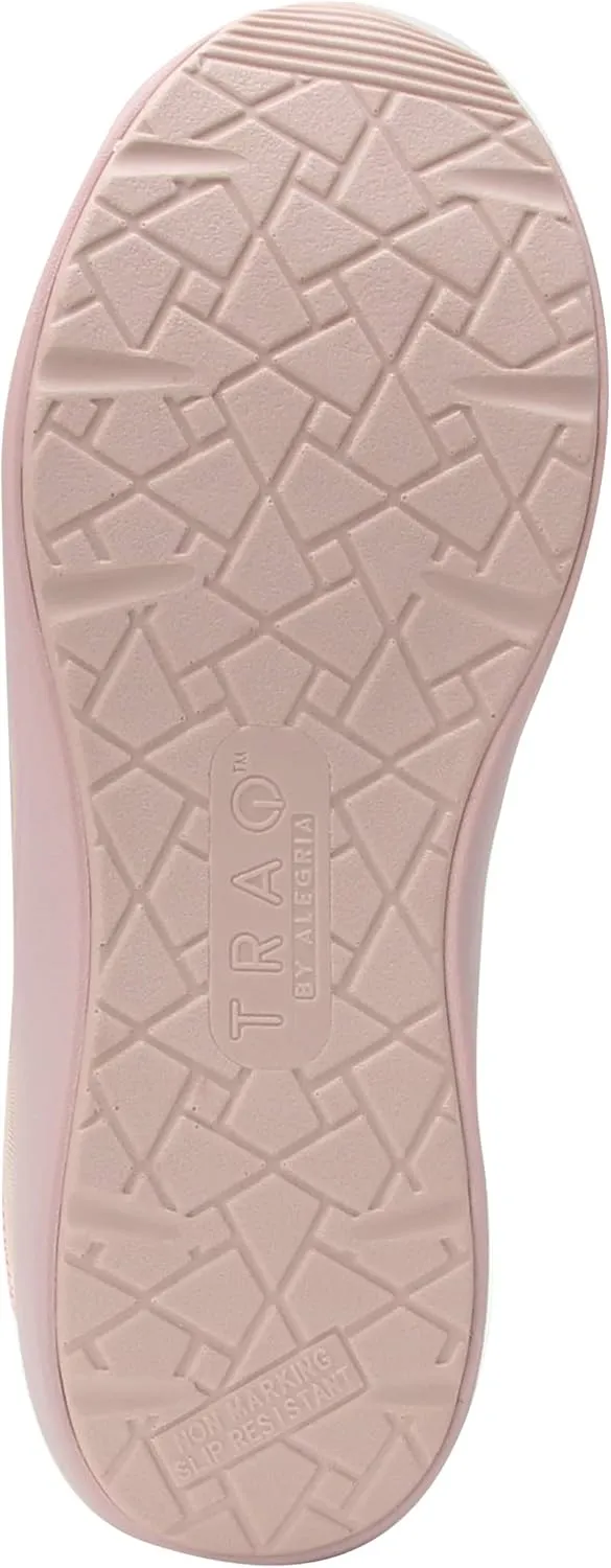 TRAQ by Alegria Qarma Womens Smart Walking Shoe